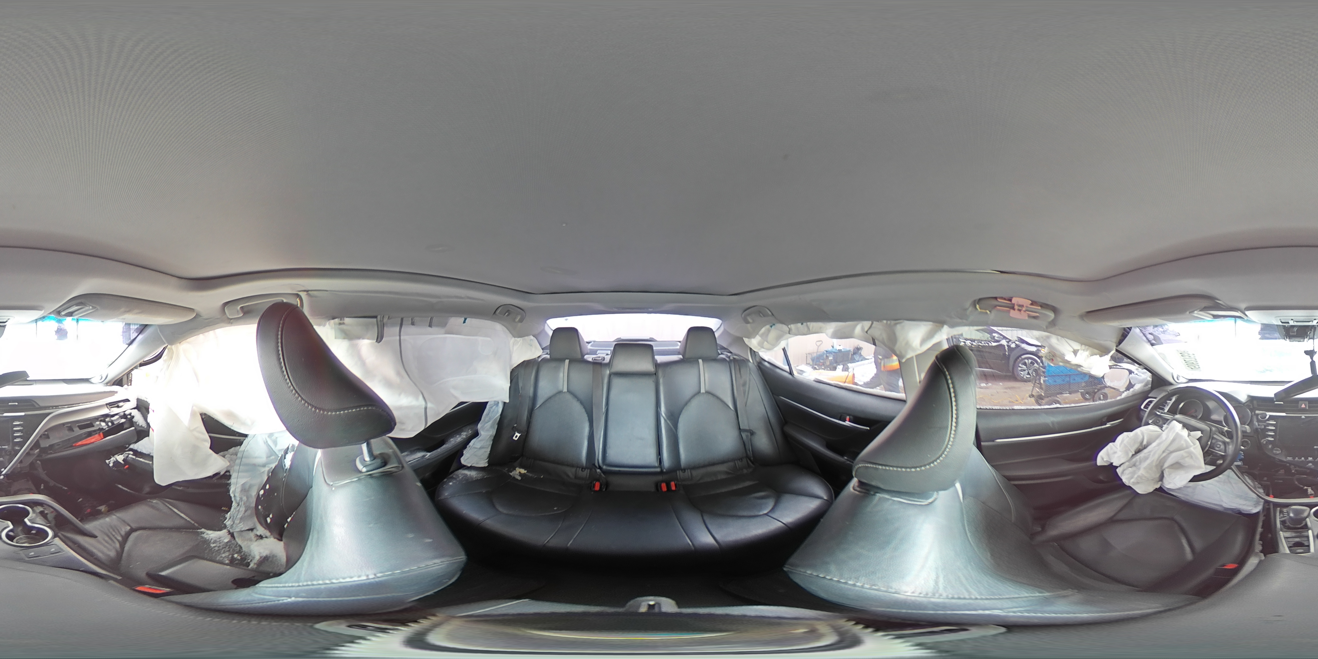 2018 Toyota Camry - Image 13