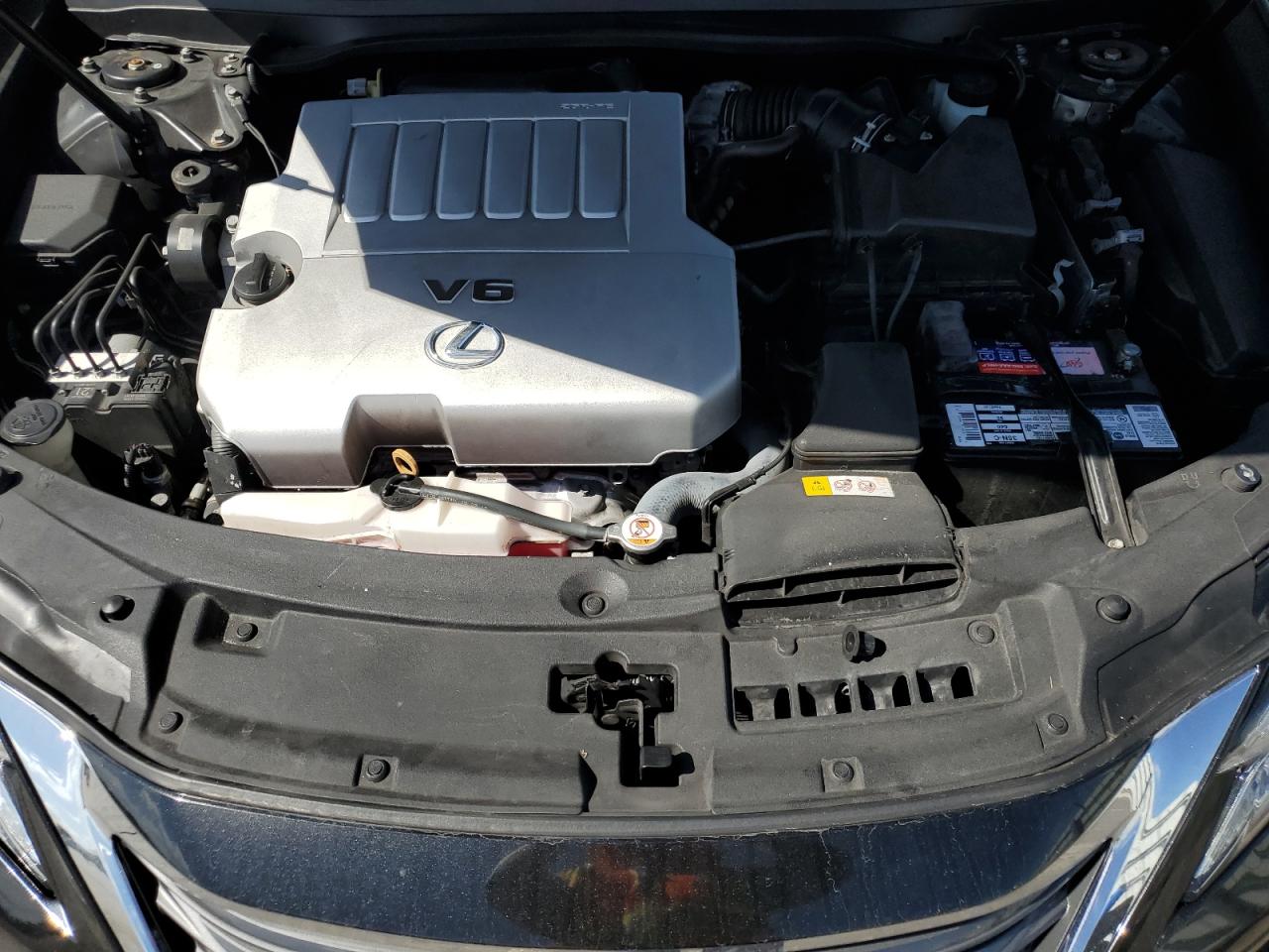 2018 Lexus ES - Image 11