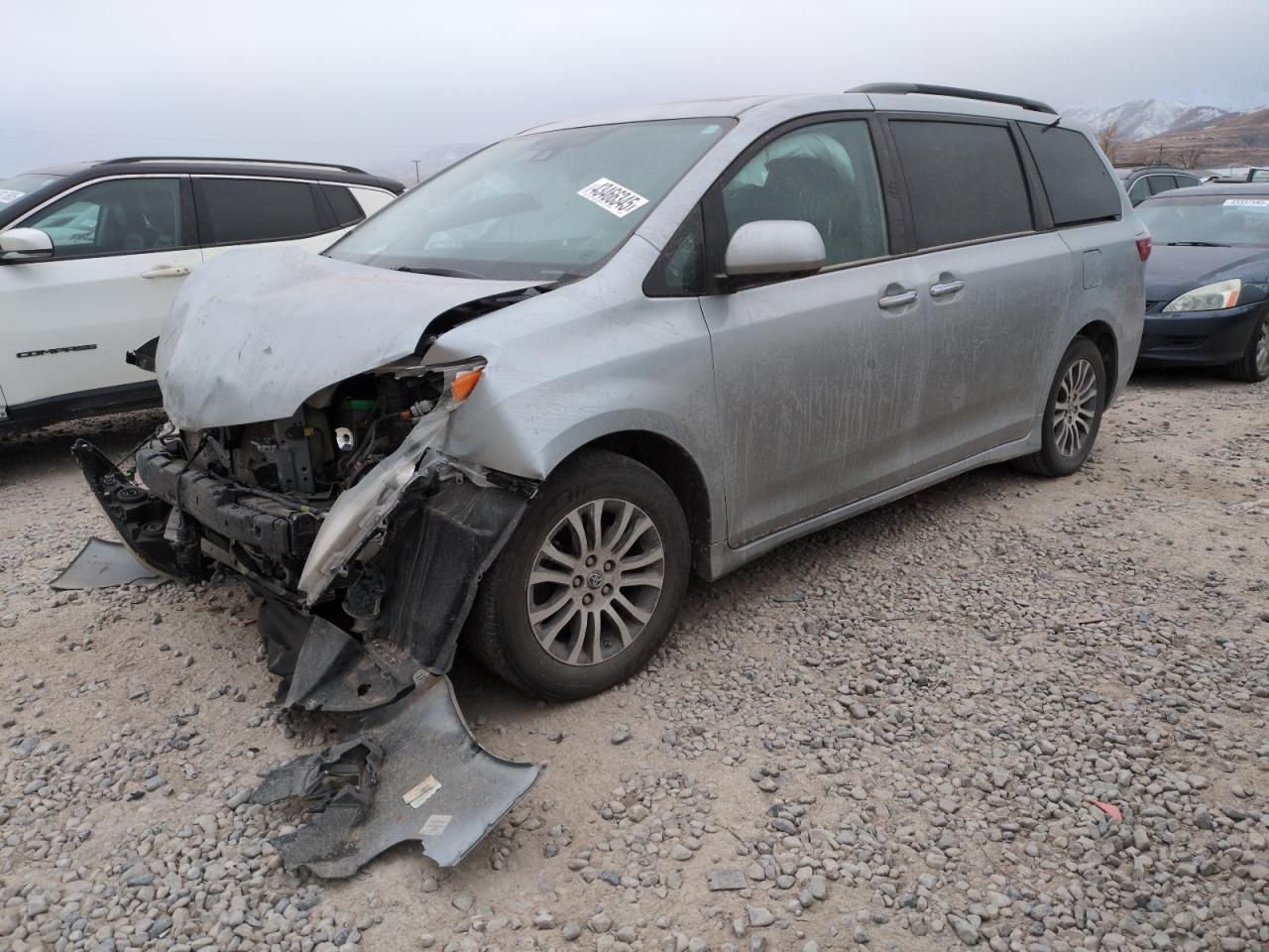 2020 Toyota Sienna - Image 1