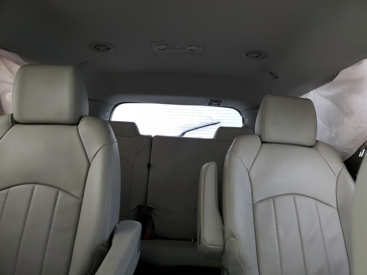 2017 Buick Enclave - Image 10