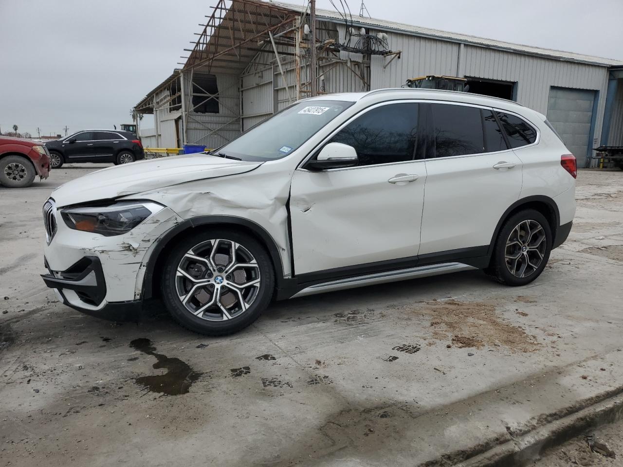 2022 BMW X1 - Image 1