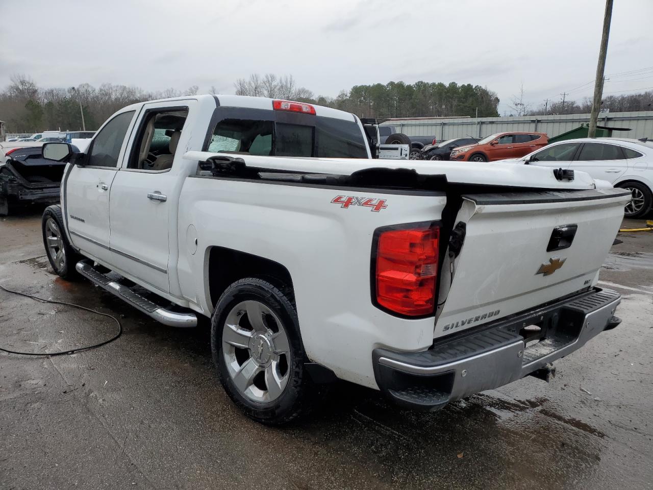 2015 Chevrolet Silverado - Image 2