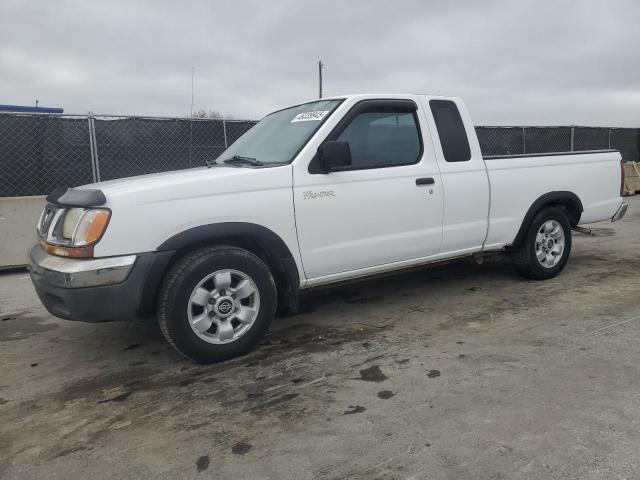 2000 Nissan Frontier King Cab Xe للبيع في Orlando، FL - Undercarriage