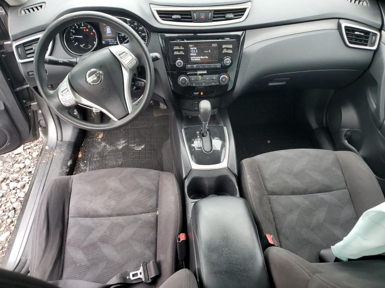 2015 Nissan Rogue - Image 8