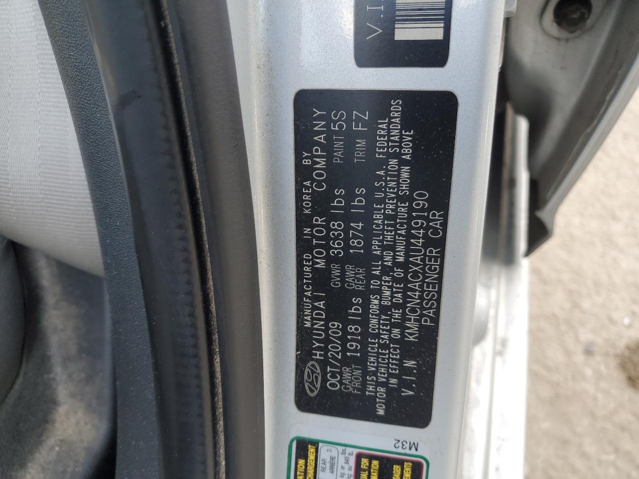 2010 Hyundai Accent - Image 12