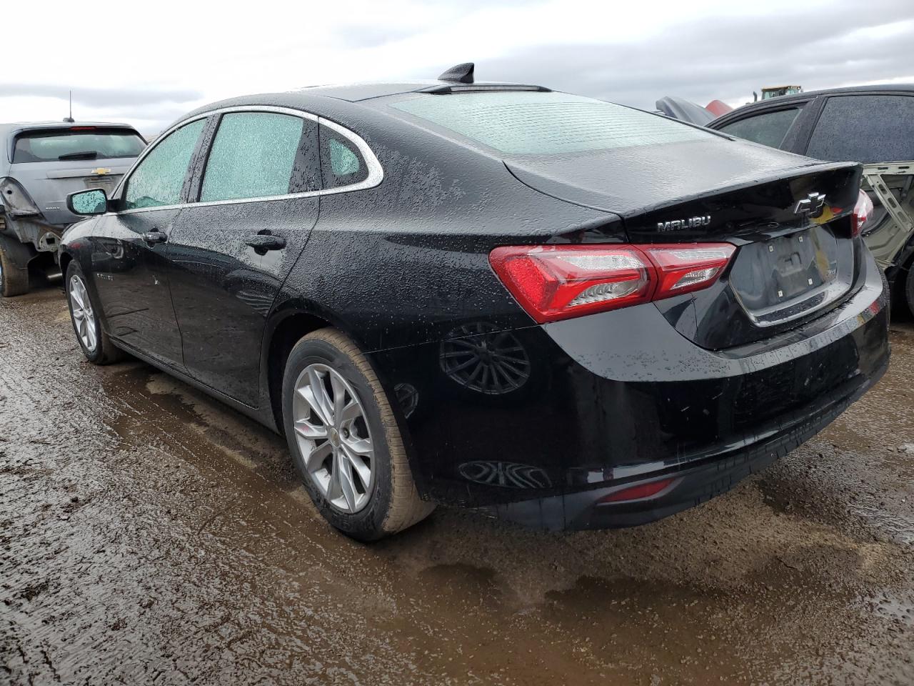 2020 Chevrolet Malibu - Image 2