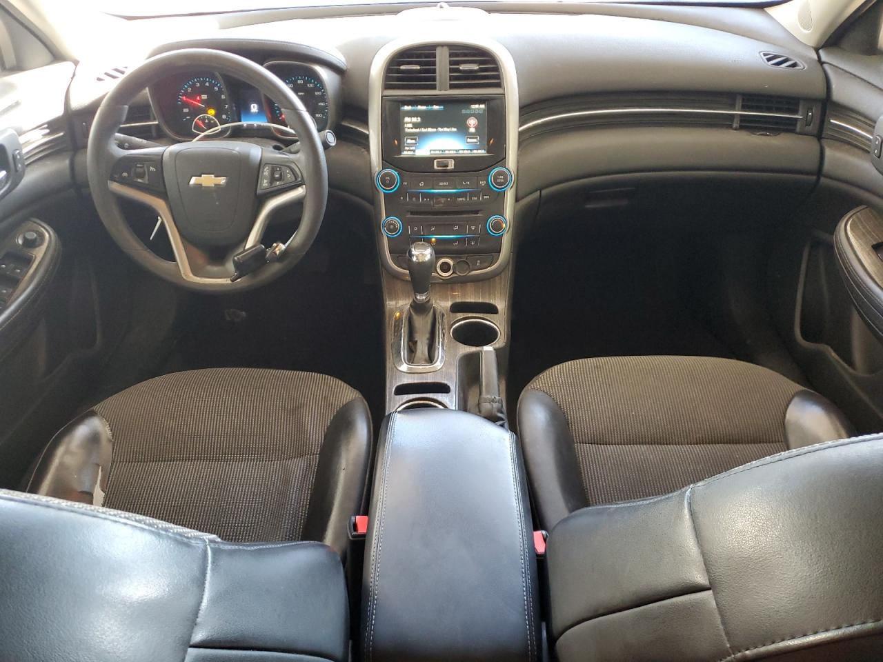 2015 Chevrolet Malibu - Image 8