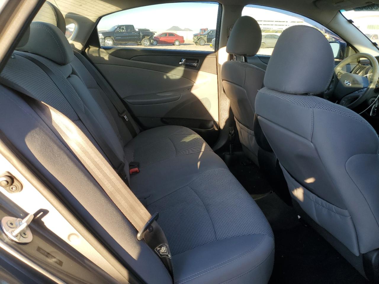 2014 Hyundai Sonata - Image 10