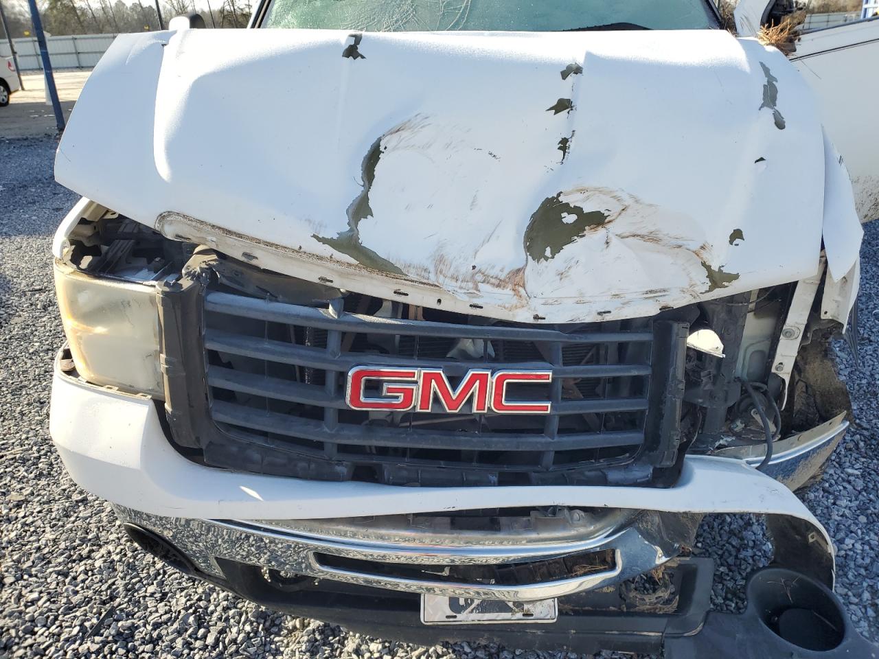 2008 GMC Sierra C2500 Heavy Duty VIN: 1GTHC29K08E139697 Lot: 45510855