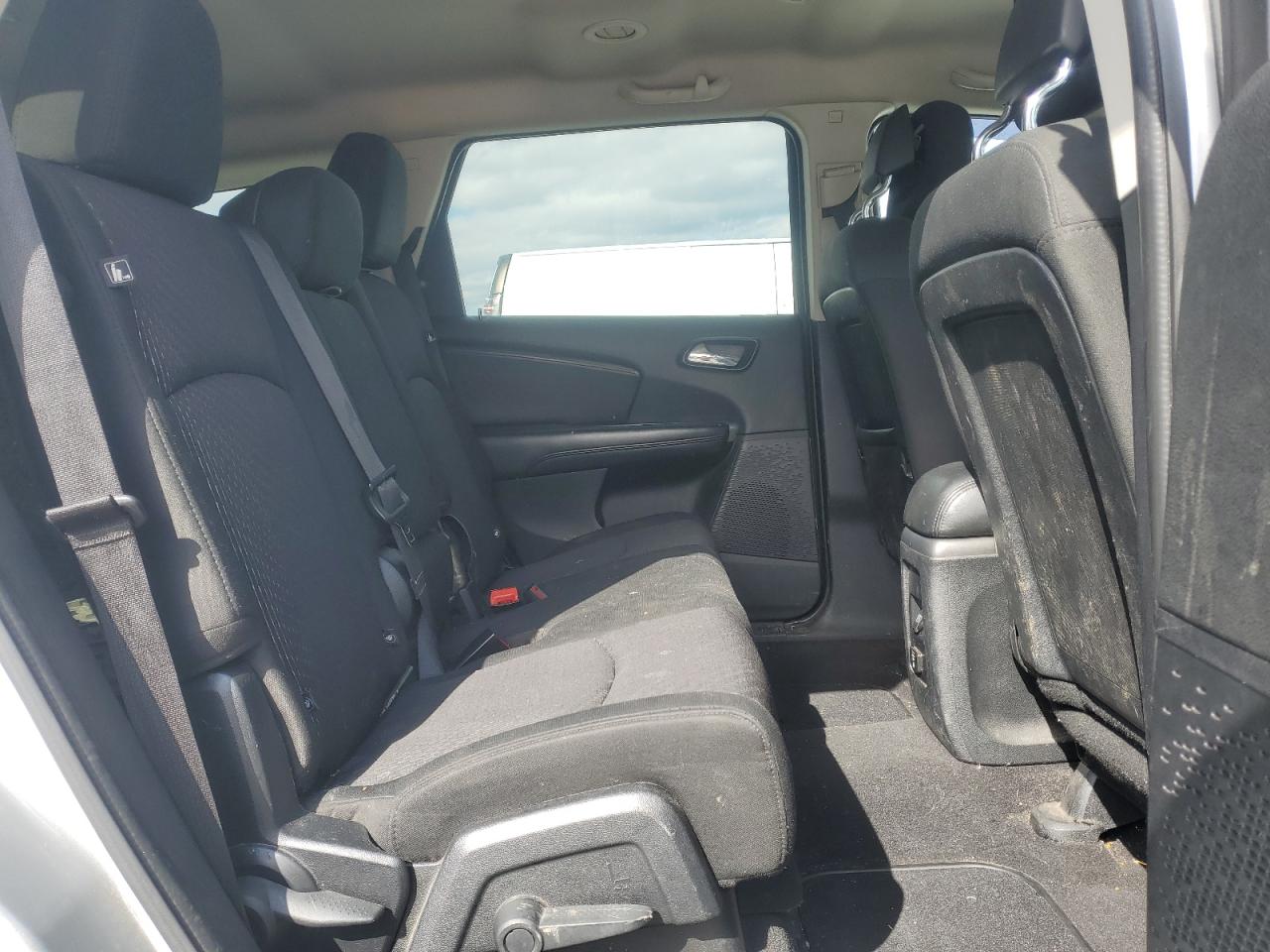 2011 Dodge Journey - Image 11