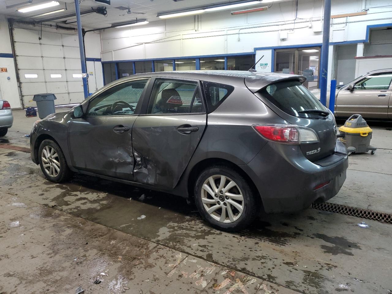 2013 Mazda 3 - Image 2