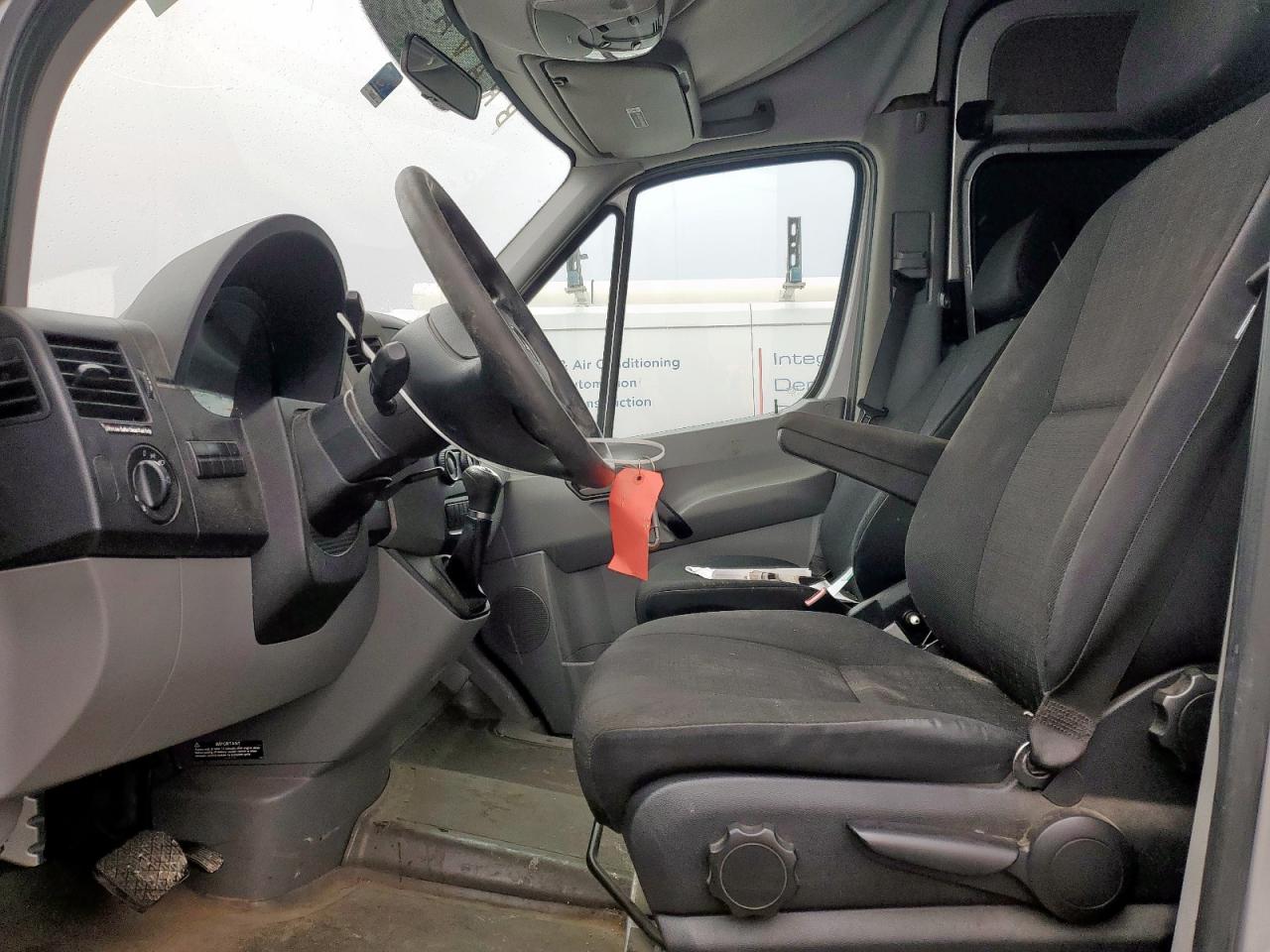 2014 Mercedes-Benz Sprinter - Image 7