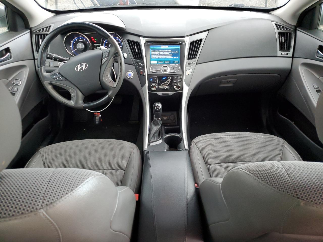 2013 Hyundai Sonata - Image 8