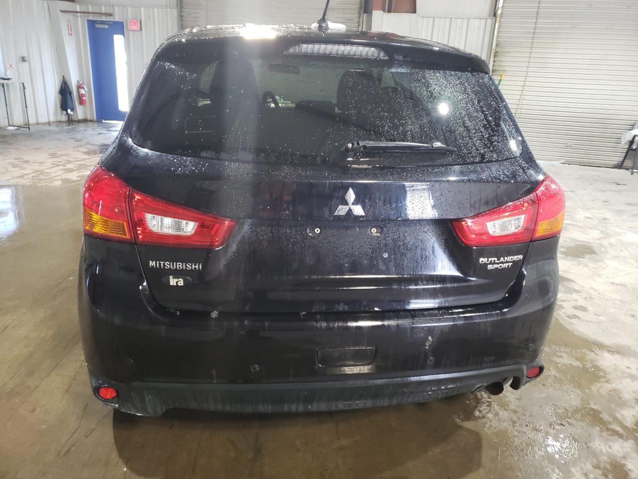 2014 Mitsubishi Outlander - Image 6