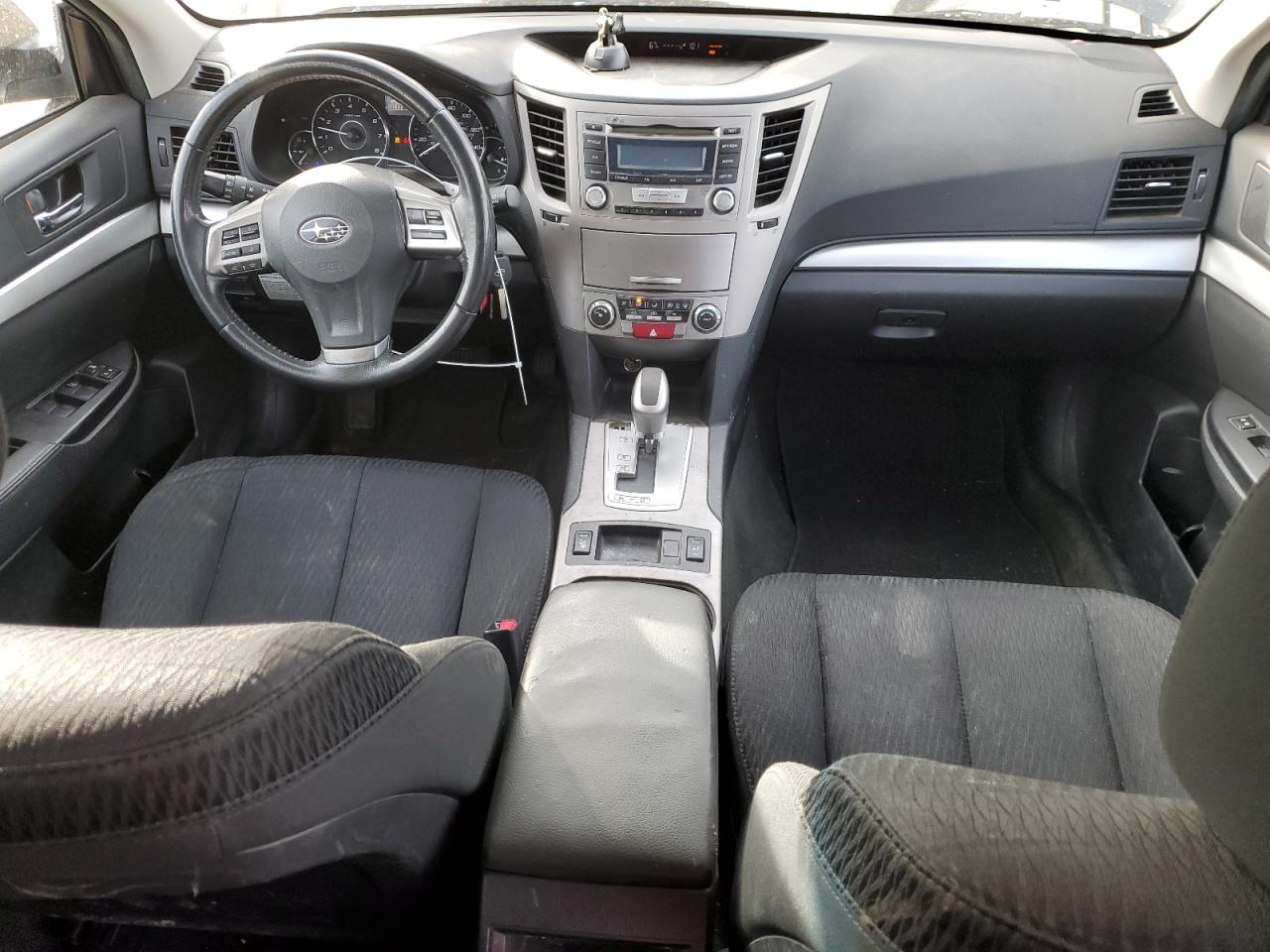 2012 Subaru Outback - Image 8