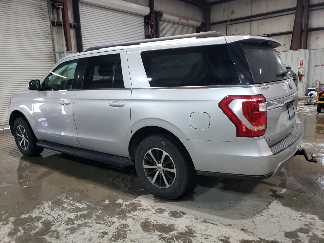 2019 Ford Expedition - Image 2