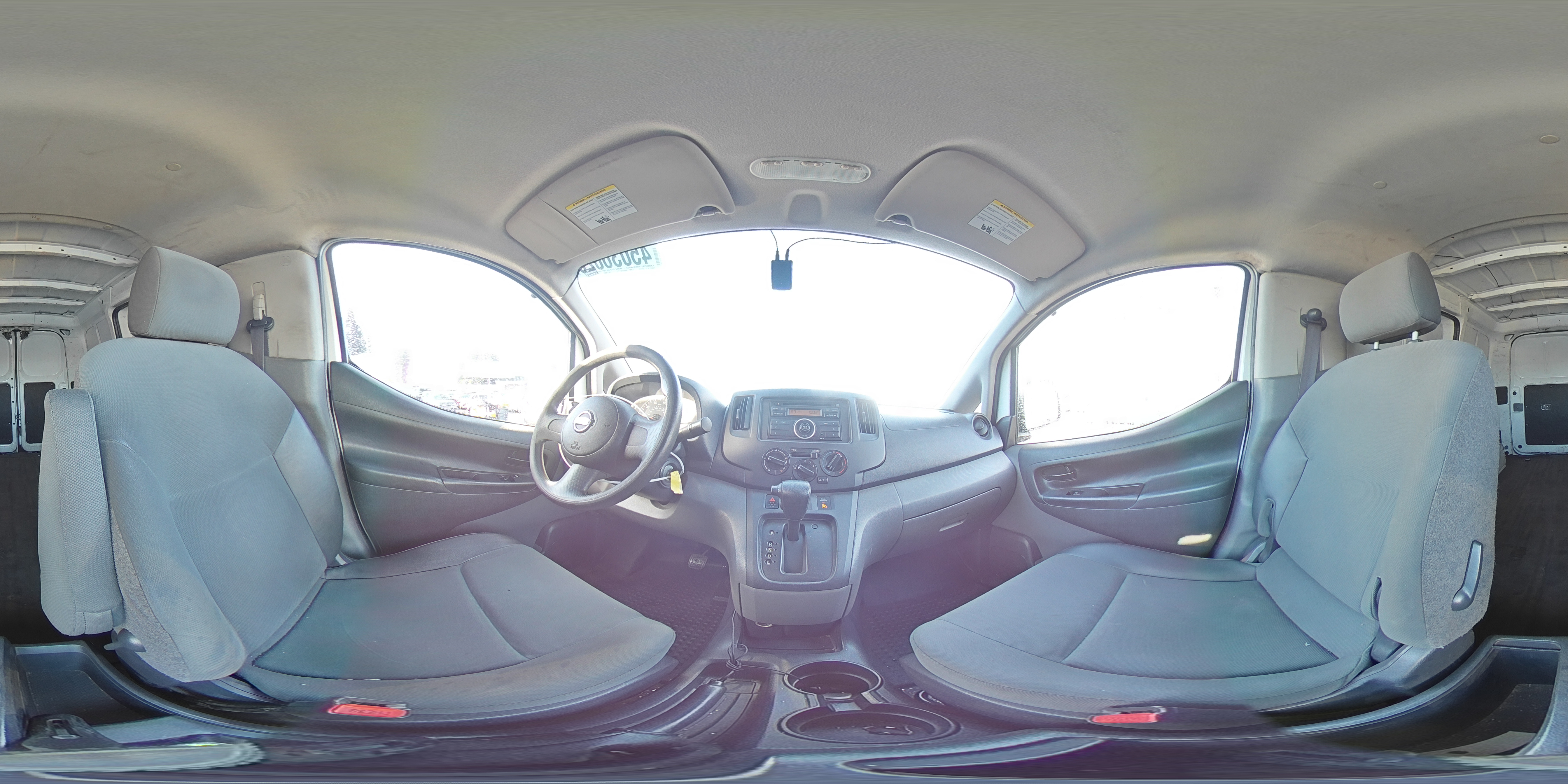 2015 Nissan NV - Image 14