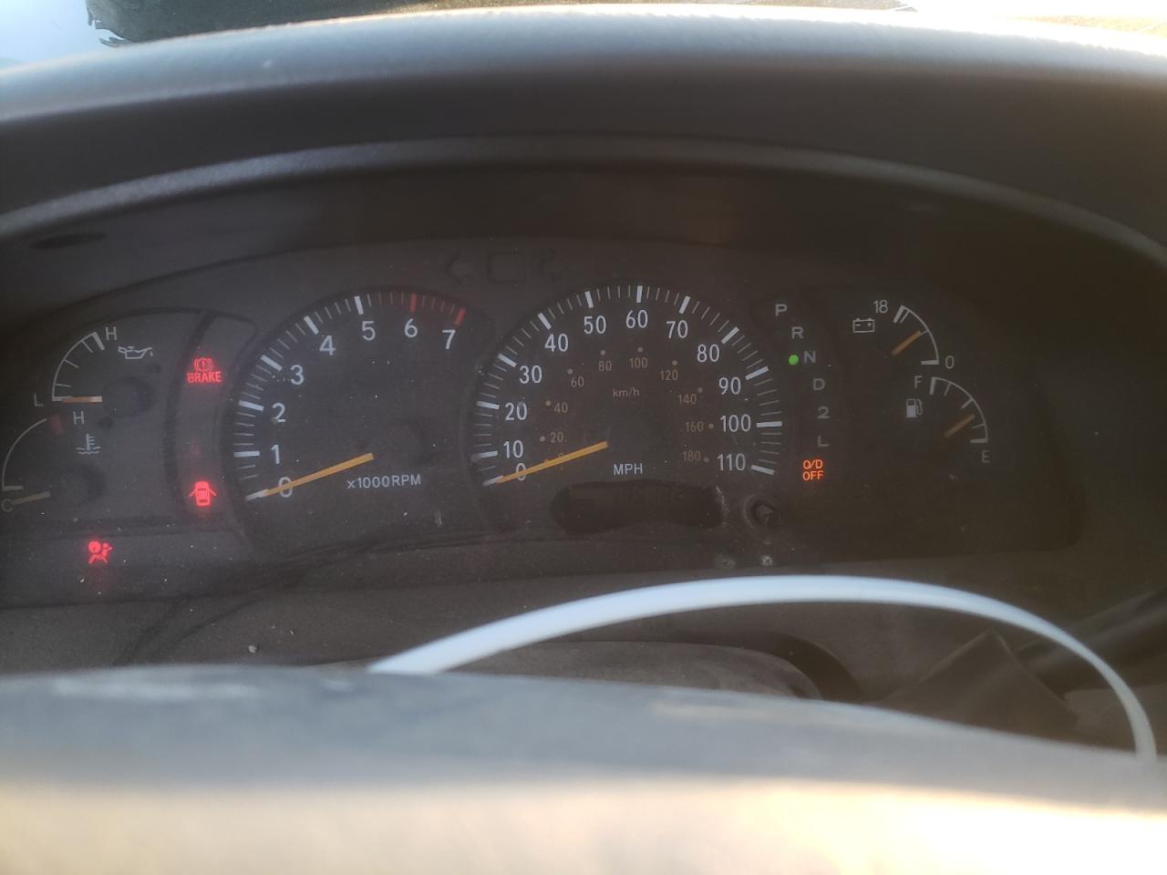 2000 Toyota Tundra - Image 9