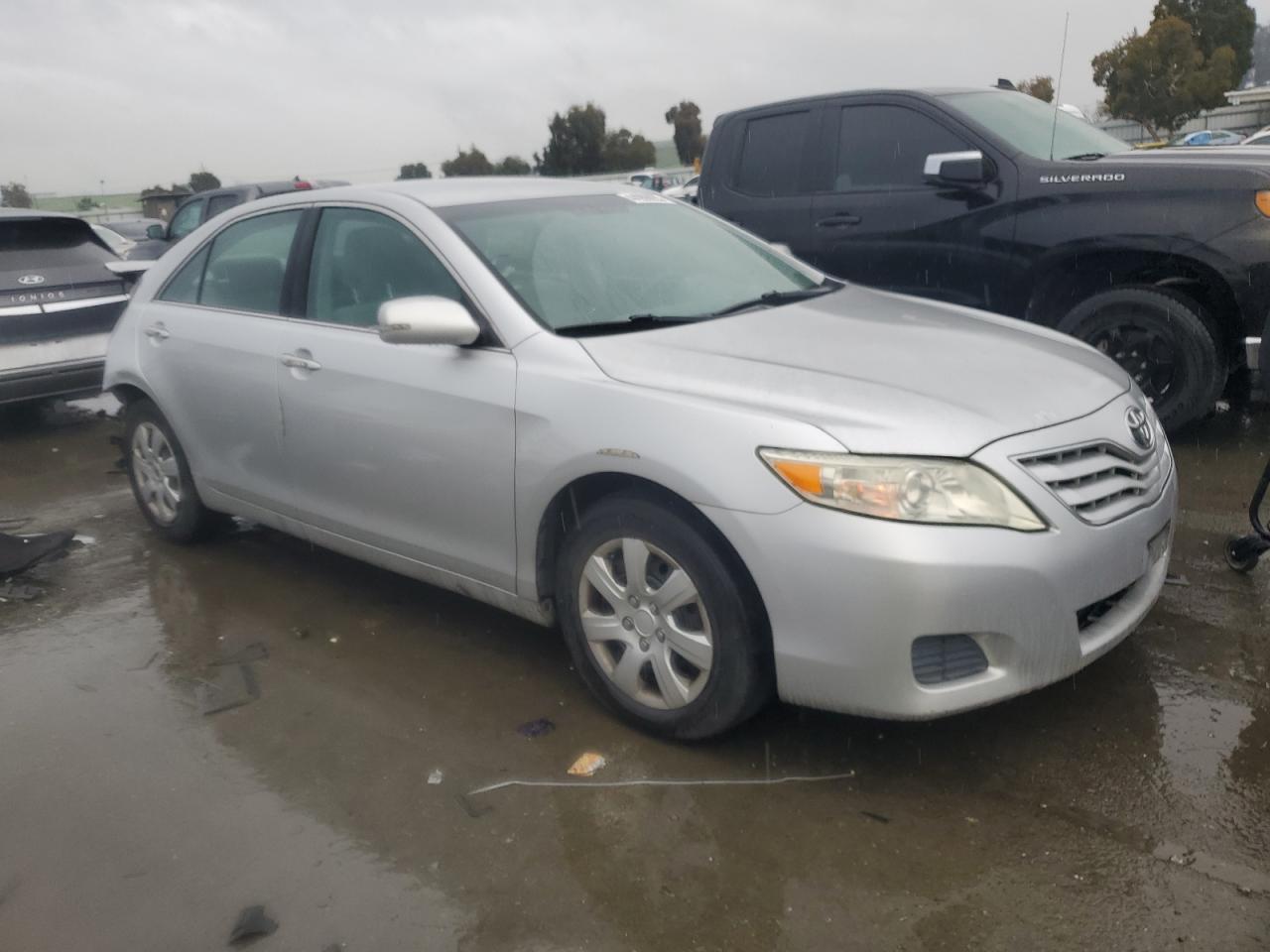 2011 Toyota Camry - Image 4