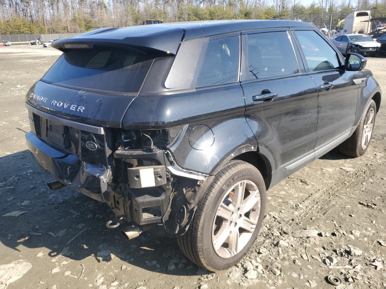 2015 Land Rover Range Rover - Image 3