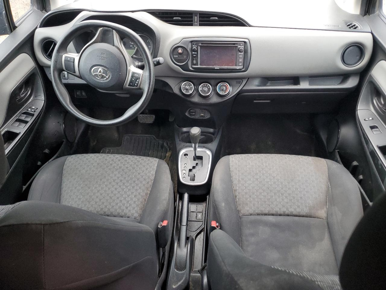 2017 Toyota Yaris - Image 8