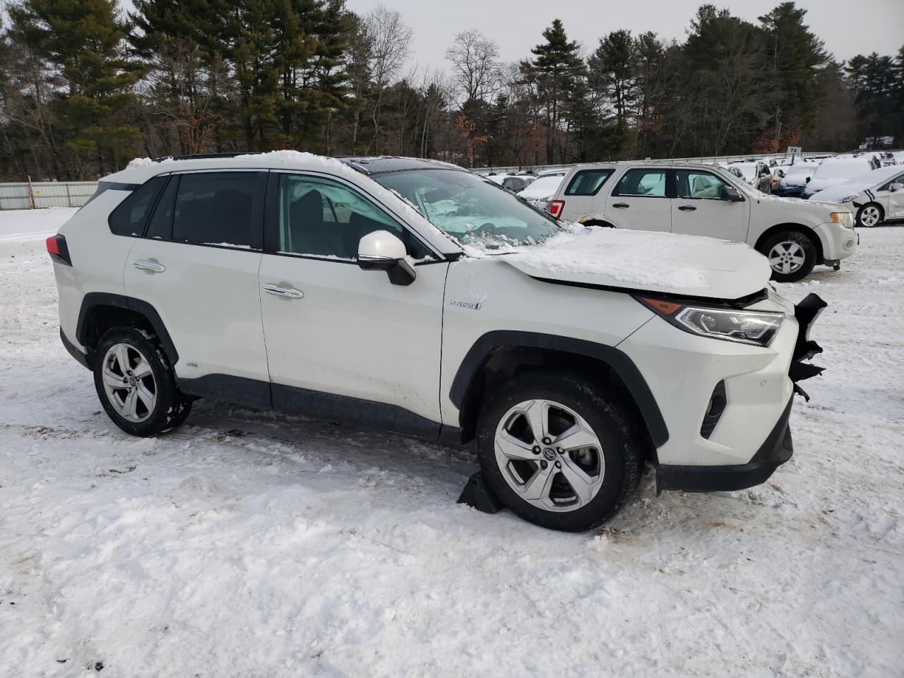 2021 Toyota RAV 4 - Image 4