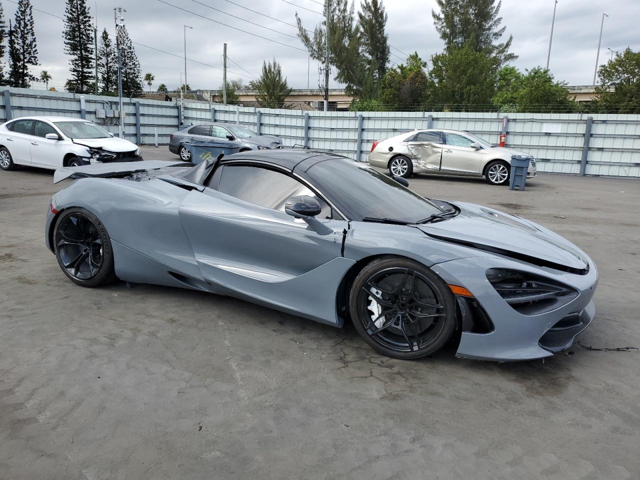 720S