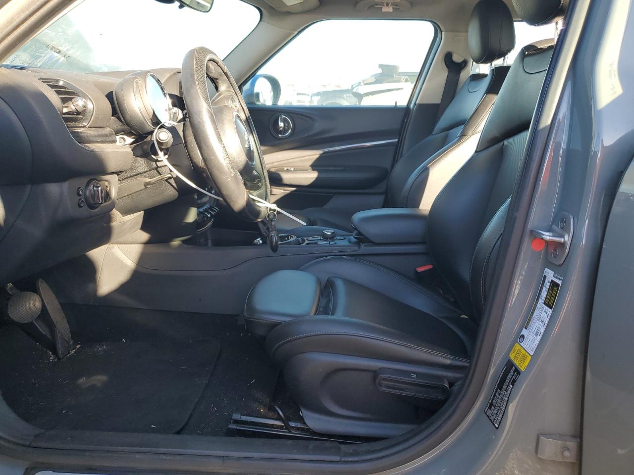2017 MINI Cooper - Image 8