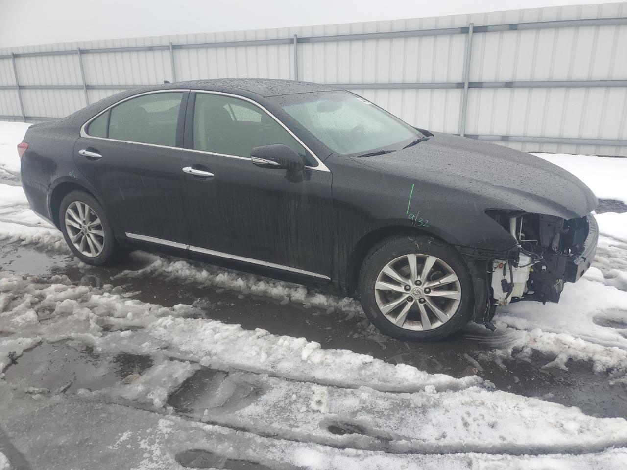 2012 Lexus ES - Image 4