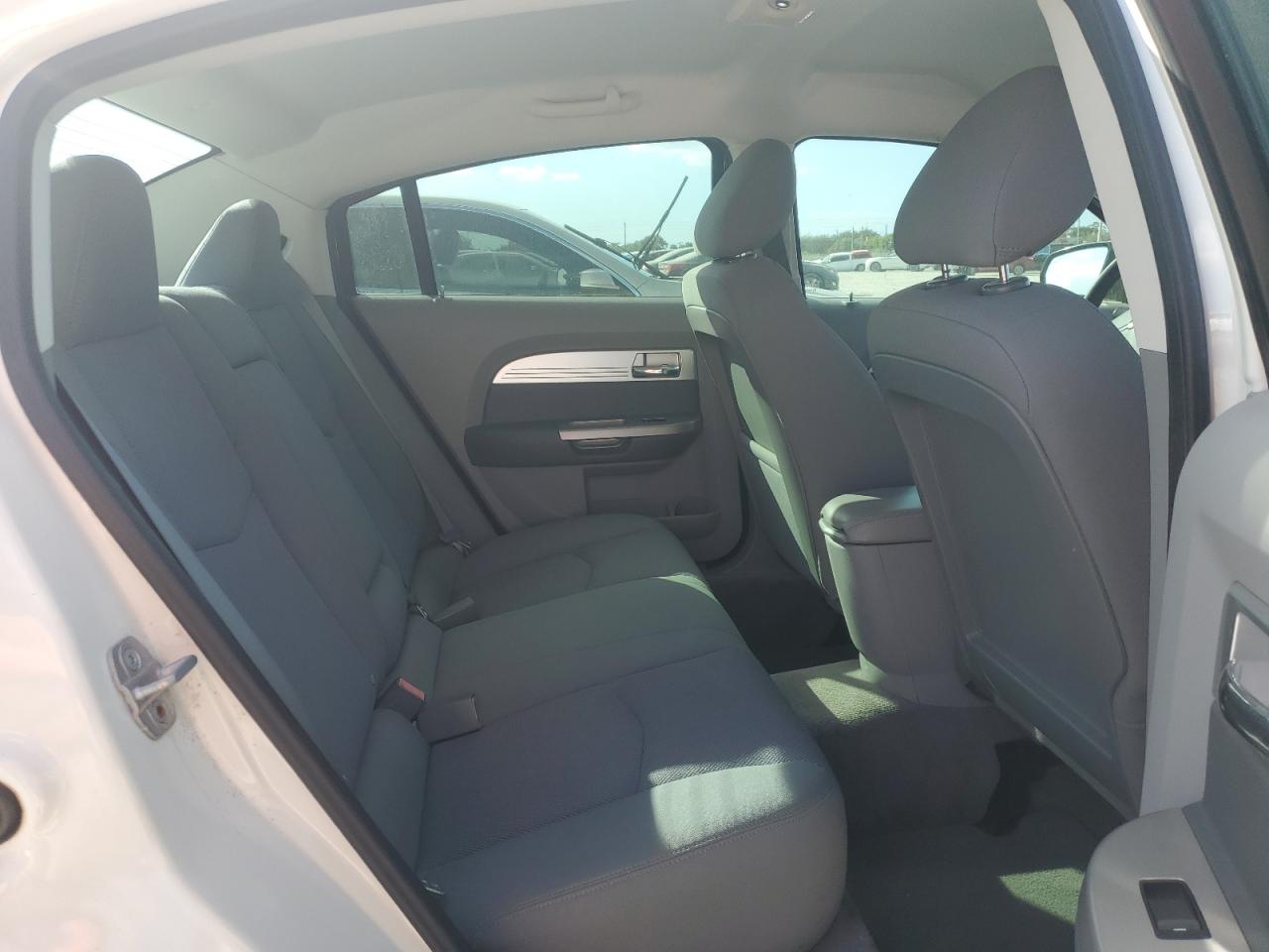 2008 Chrysler Sebring - Image 10