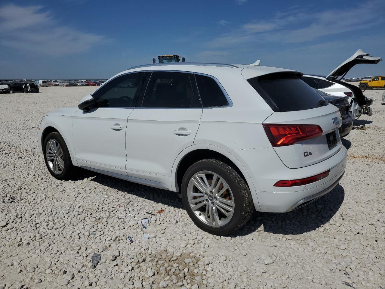 2020 Audi Q5 - Image 2