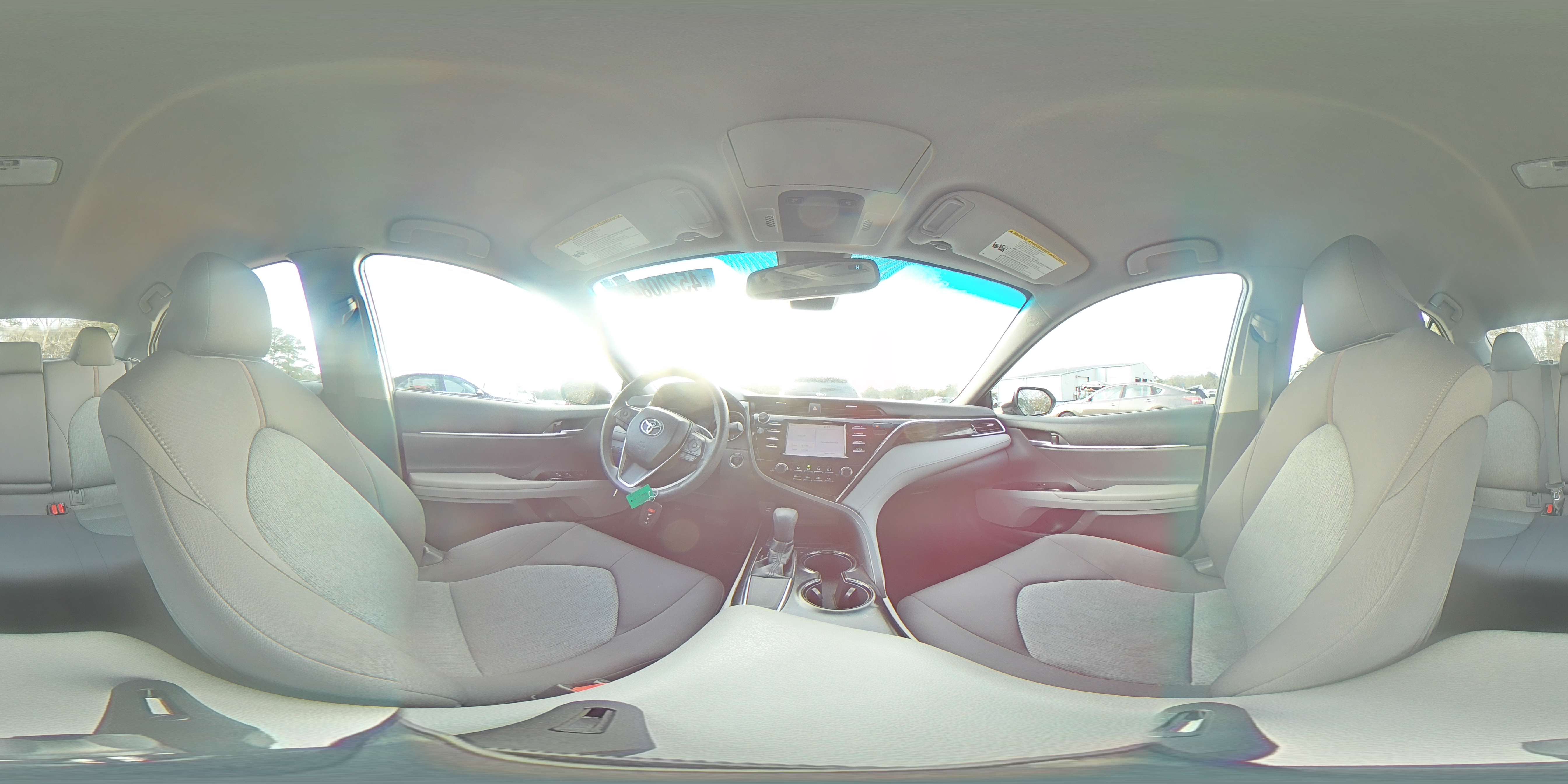 2018 Toyota Camry - Image 14