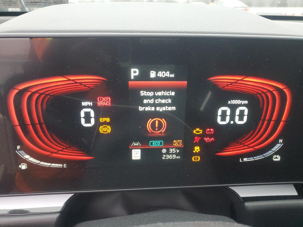 2024 Kia Niro - Image 9