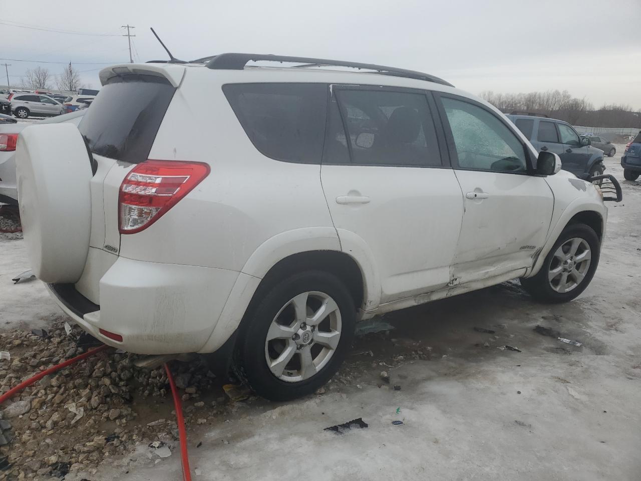 2010 Toyota RAV 4 - Image 3