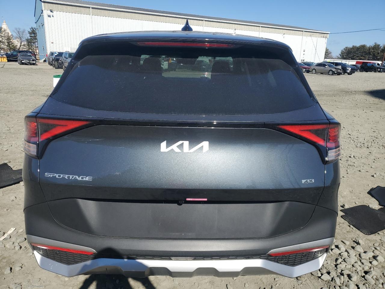 2024 Kia Sportage - Image 6