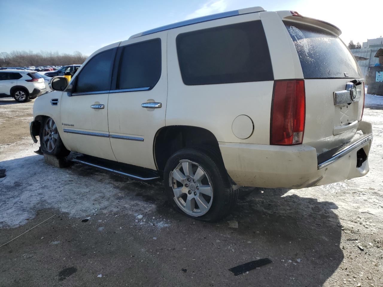 2007 Cadillac Escalade - Image 2
