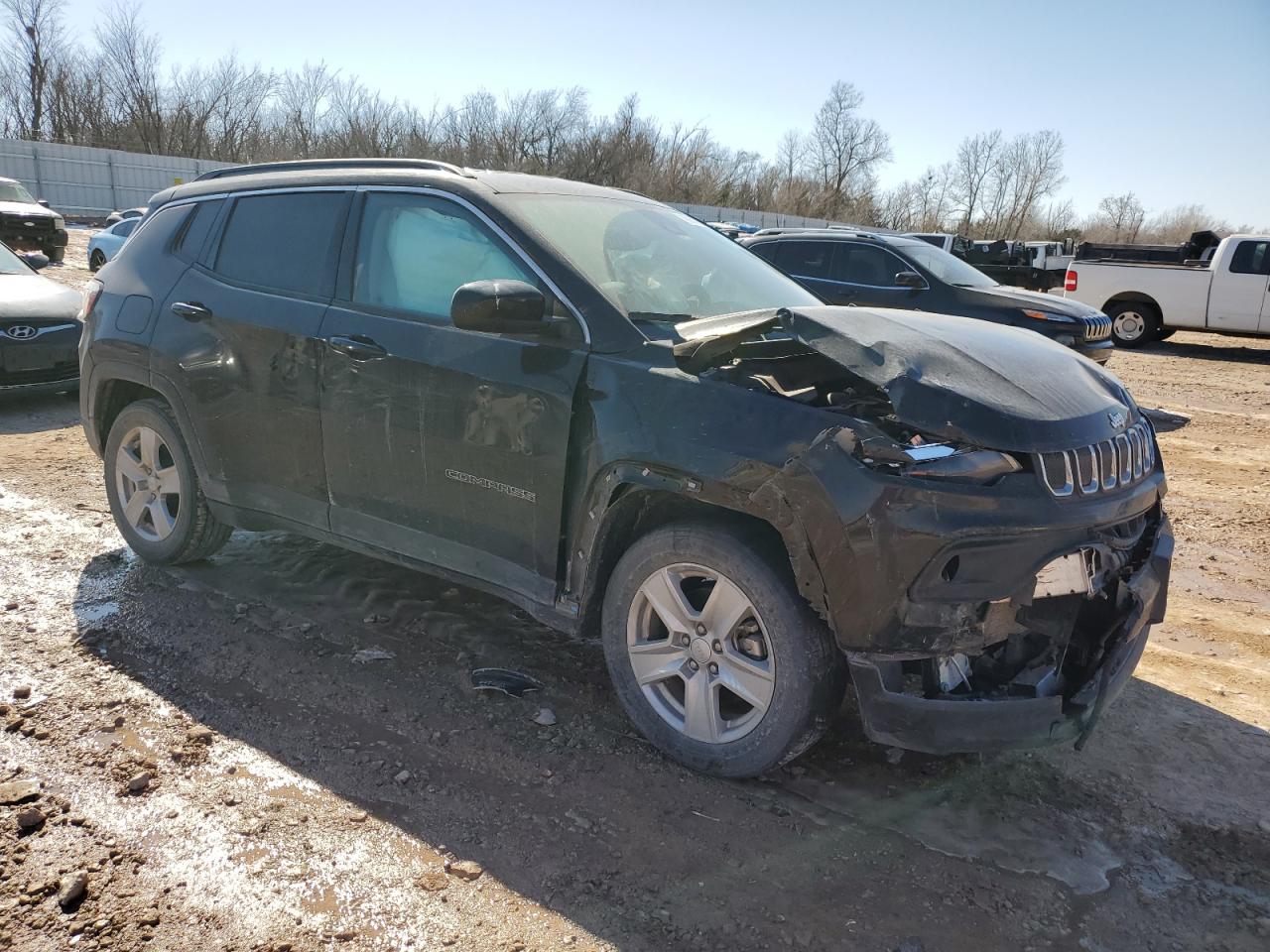 2022 Jeep Compass - Image 4