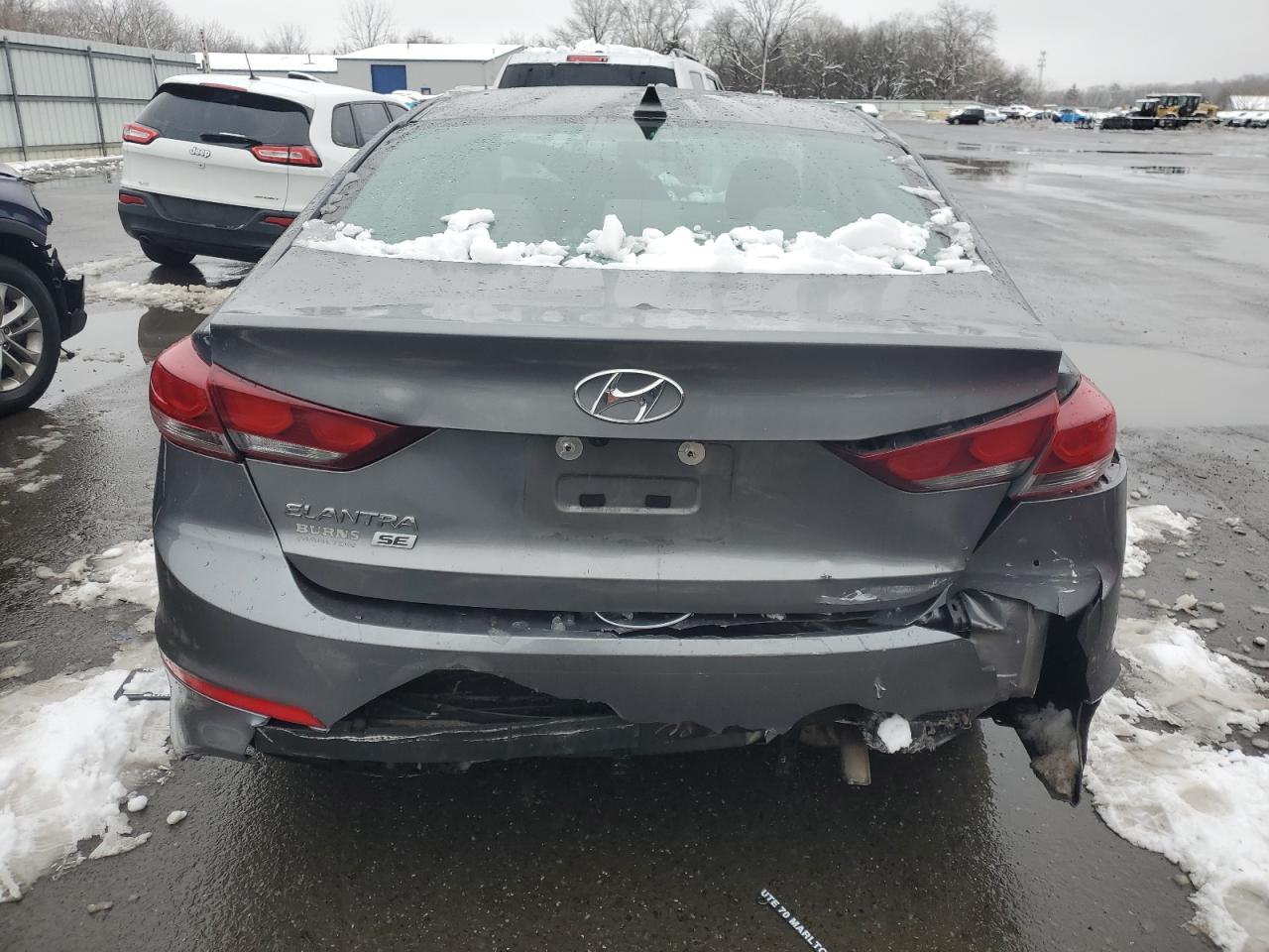 2018 Hyundai Elantra - Image 6