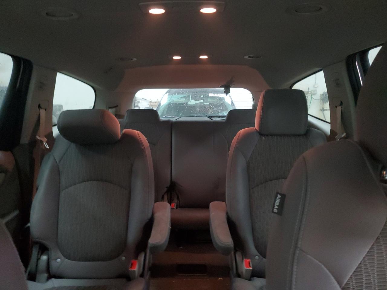 2017 Chevrolet Traverse - Image 10