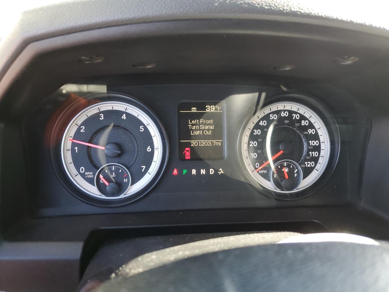 2014 Ram 2500 St VIN: 3C6TR5HT3EG110677 Lot: 44357185