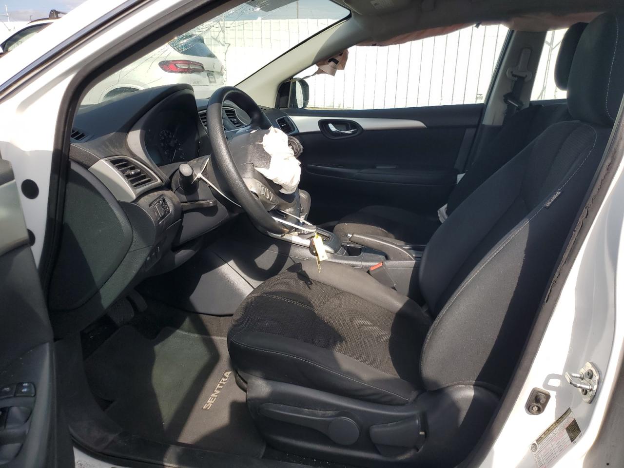 2017 Nissan Sentra - Image 7
