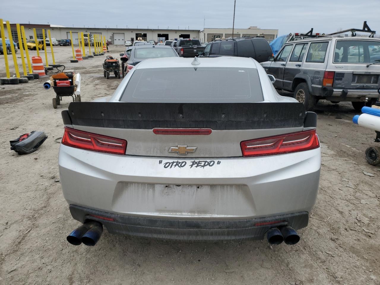 2016 Chevrolet Camaro - Image 10