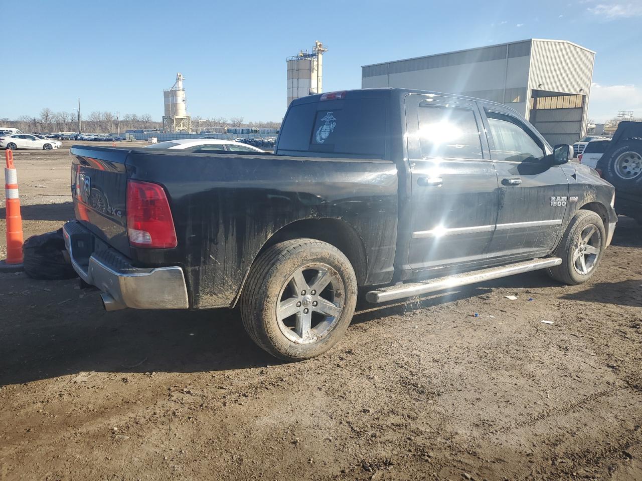 2014 RAM 1500 - Image 3