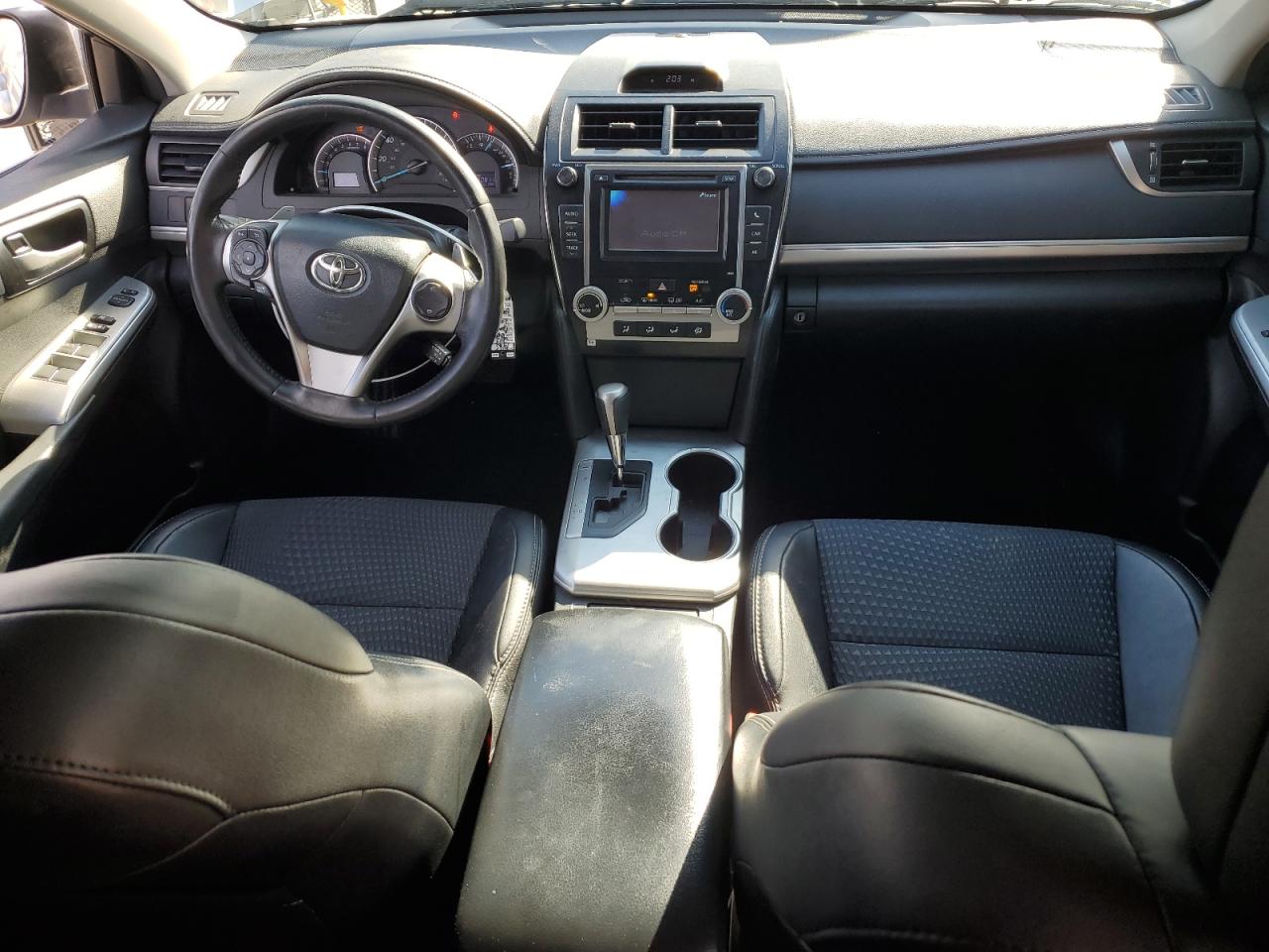 2013 Toyota Camry - Image 8