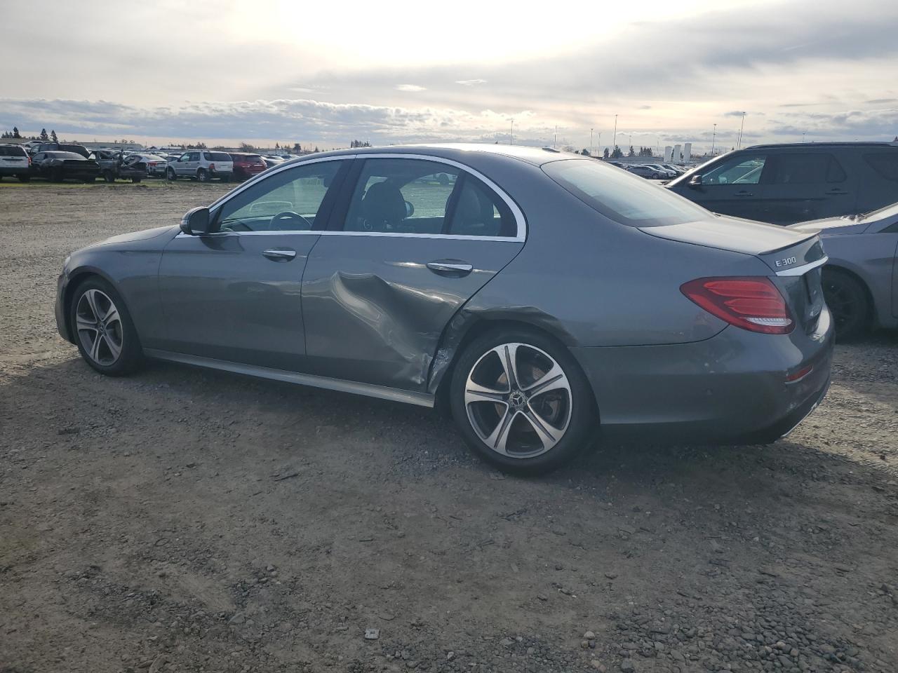 2017 Mercedes-Benz E-klasse - Image 2