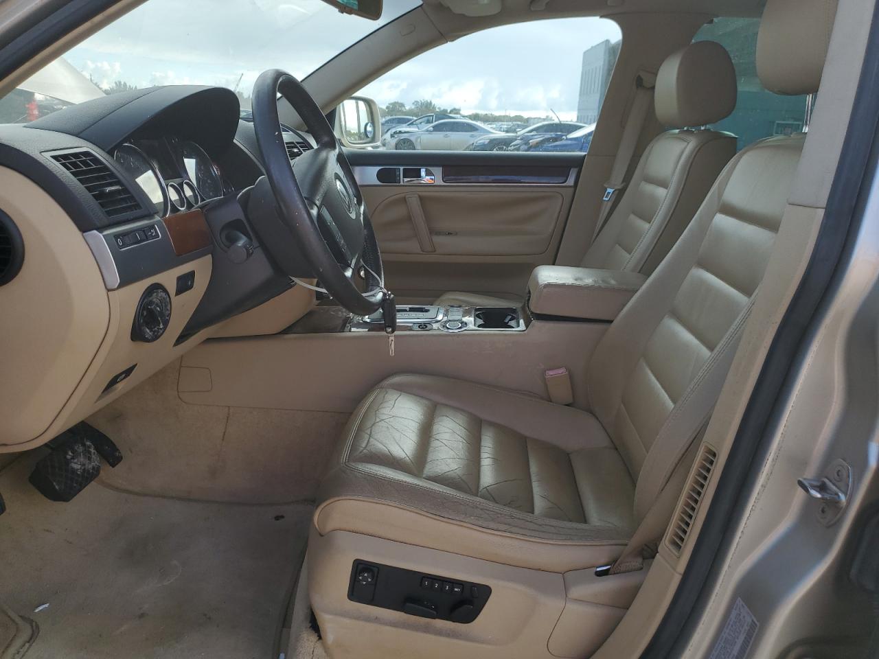 2004 Volkswagen Touareg 3.2 VIN: WVGBC67L24D007688 Lot: 44884215