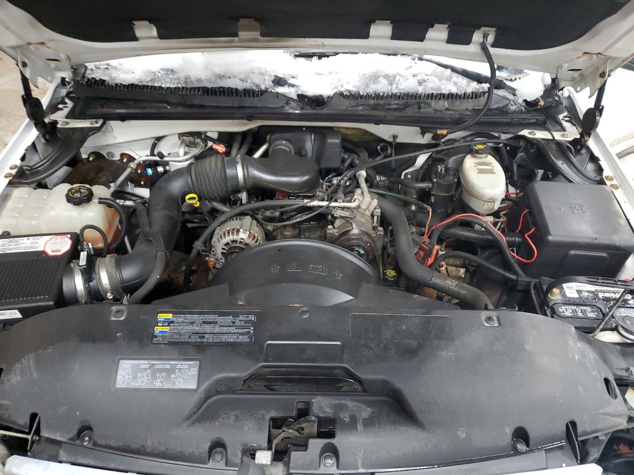 2004 GMC Sierra - Image 11