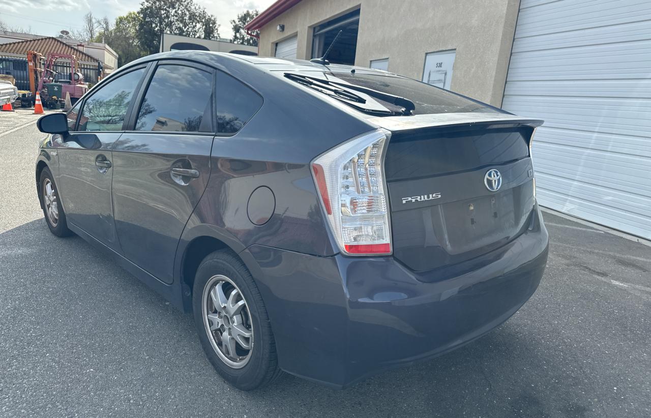 2010 Toyota Prius - Image 3