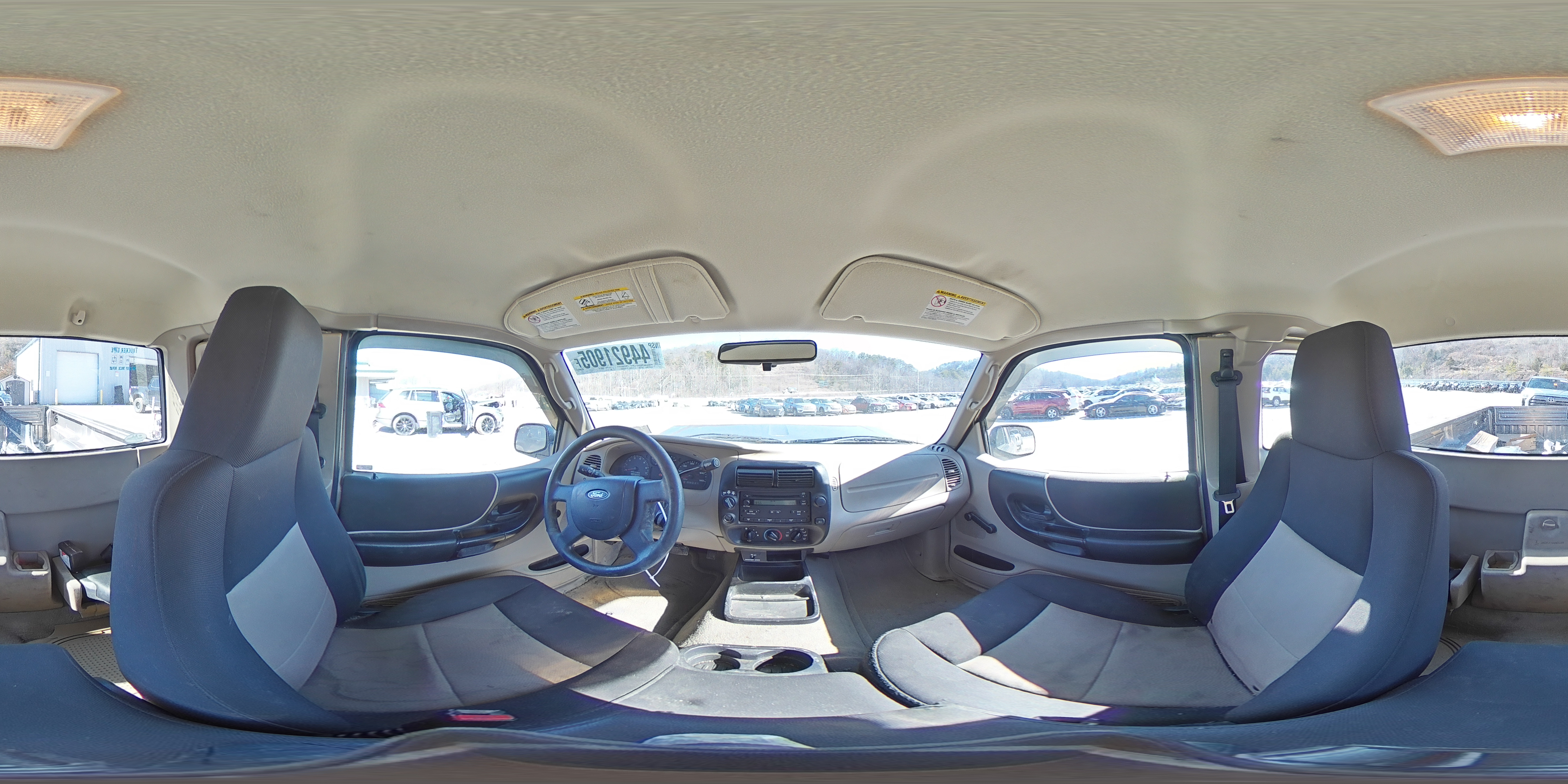 2005 Ford Ranger - Image 13