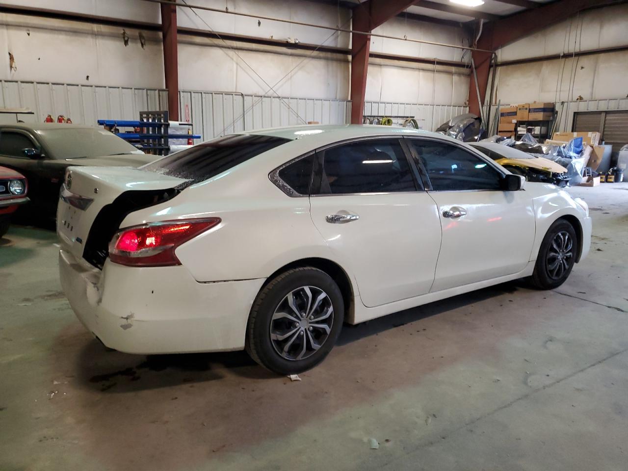 2013 Nissan Altima - Image 3